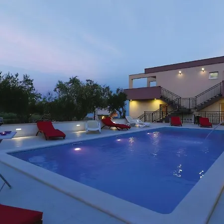 Vikendica Rimac In Mit Garten, Grill