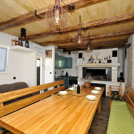 Rimac In Mit Garten, Grill Holiday home