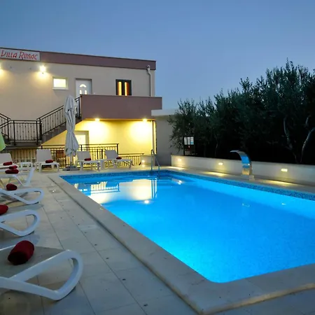 Holiday home Rimac In Mit Garten, Grill